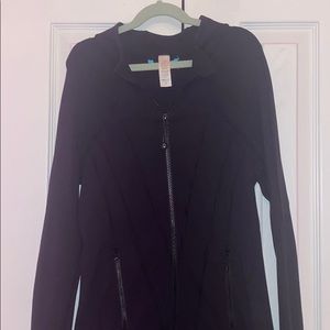 Black active tight Ivivva jacket